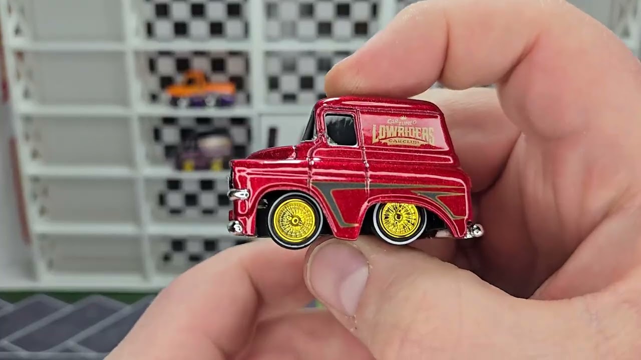 Распаковка: Car Tuned - эксклюзив Walgreens - серия 3