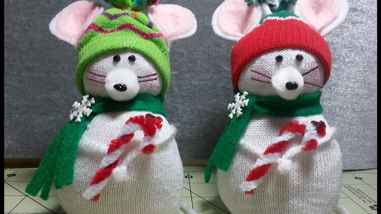 DIY~Adorable Christmas Mouse Made From  D.T. Sock! EASY NO-SEW!