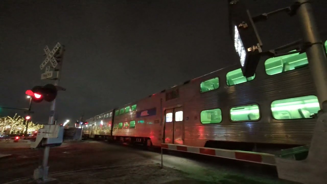 Cottage Hill Ave. Railroad Crossing (Elmhurst, IL)