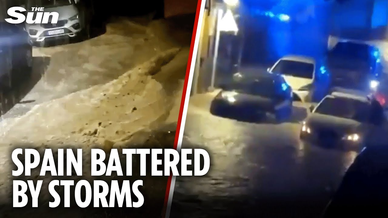 Red &lsquo;extreme danger&rsquo; warning as flooding turns roads  into rivers in Costa del Sol