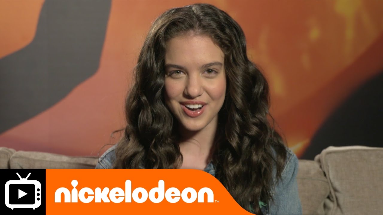Bella and the Bulldogs | Either Or with Lilimar | Nickelodeon UK