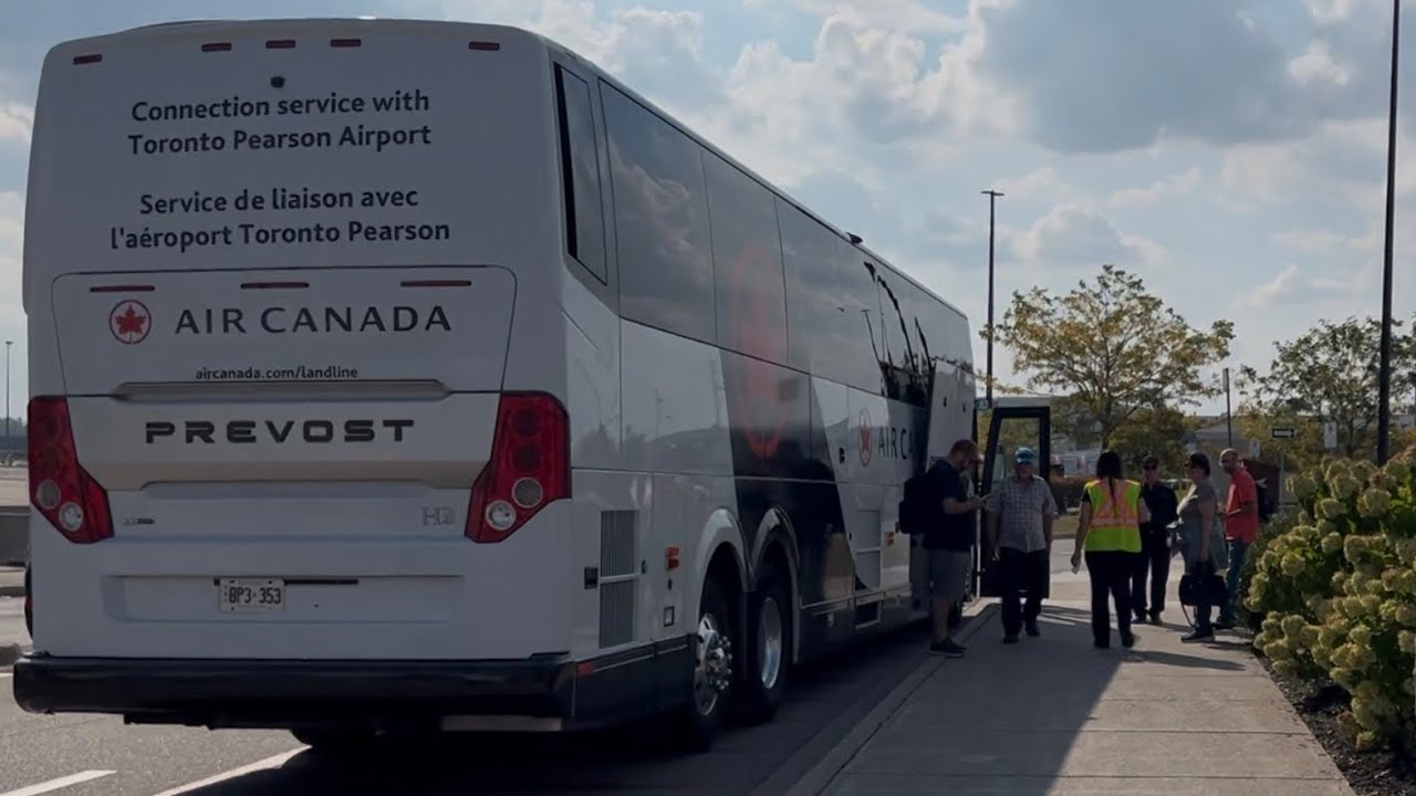 Air Canada Bus vlog | Hamilton (YHM) to Toronto(YYZ)