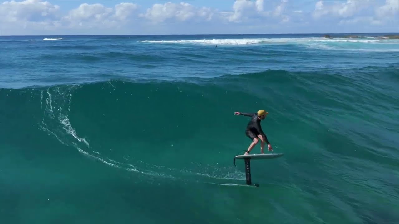 3-minute ride at Wategos | Foil Surfing