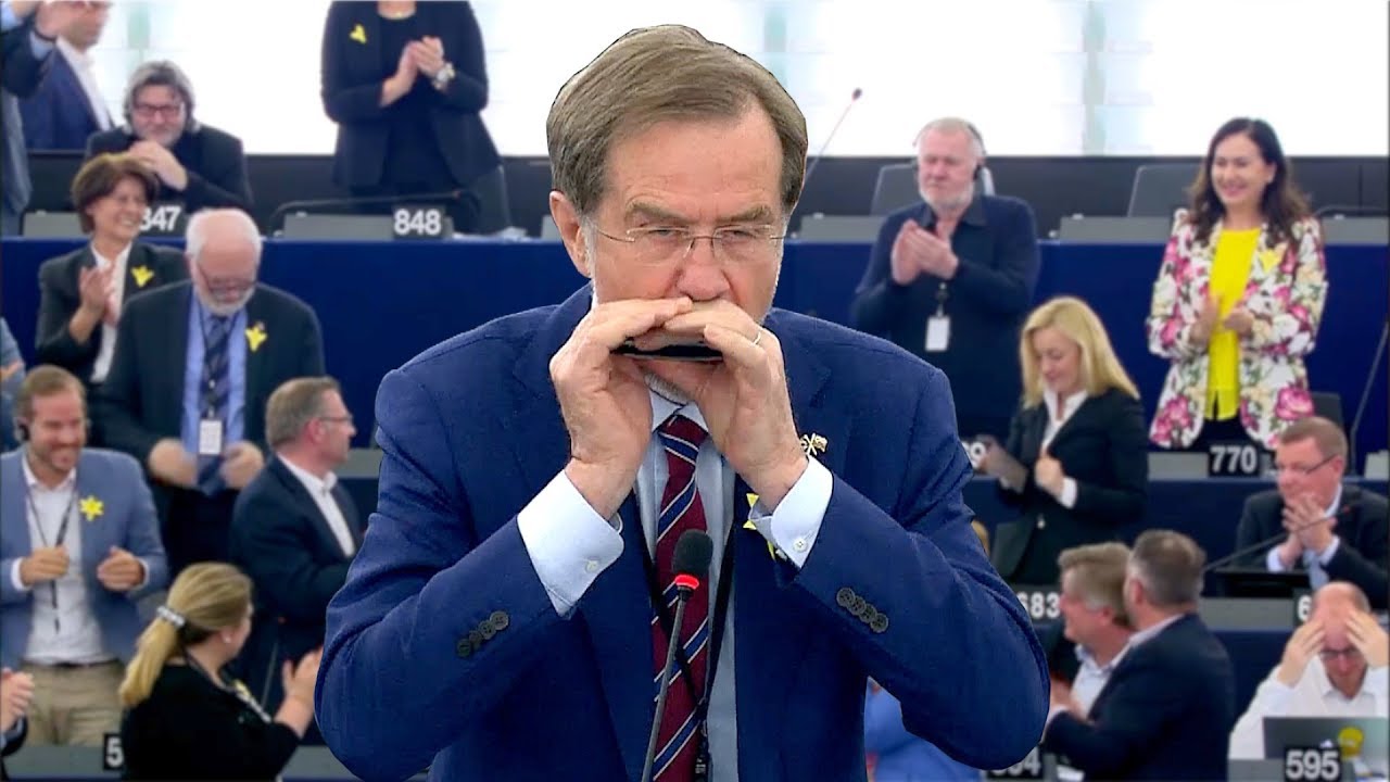 Alojz Peterle plays Ode to Joy on harmonica