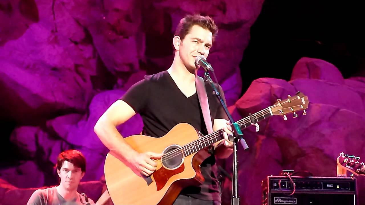 Andy Grammer -  Build Me A Girl - Wolf Den Mohegan Sun 10/2/11
