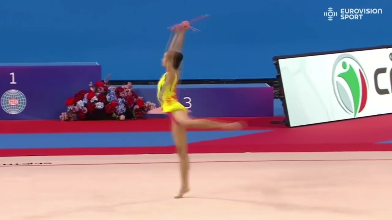 Alicia TAN (AUS) - 22.800 -  Clubs (Ma&ccedil;as/Mazas ) Final - 3rd FIG RG Junior World Champ.