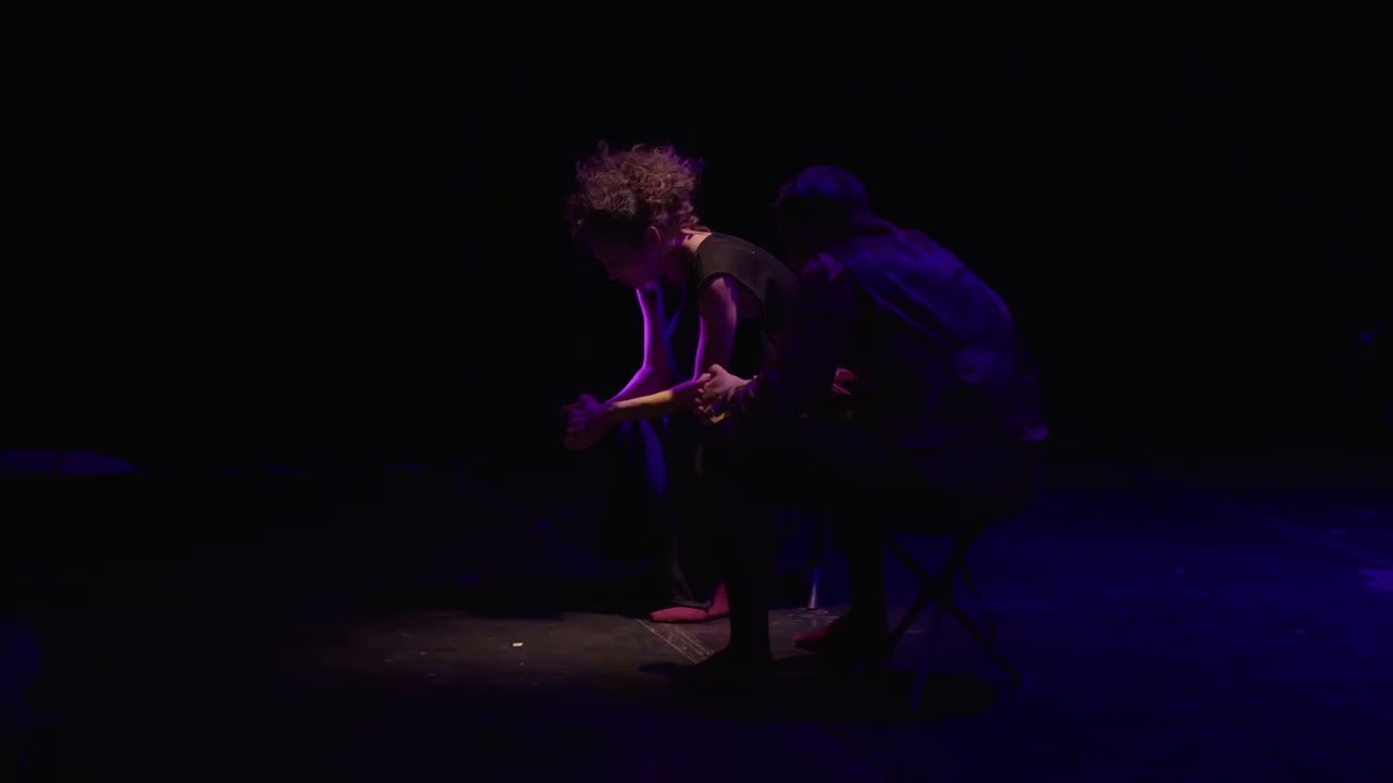 Trailer - „Take a Seat”