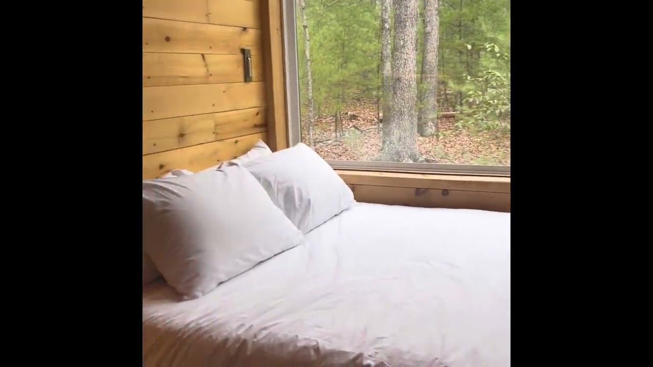 Let’s getaway to Postcard Cabin- Shenandoah North, VA
