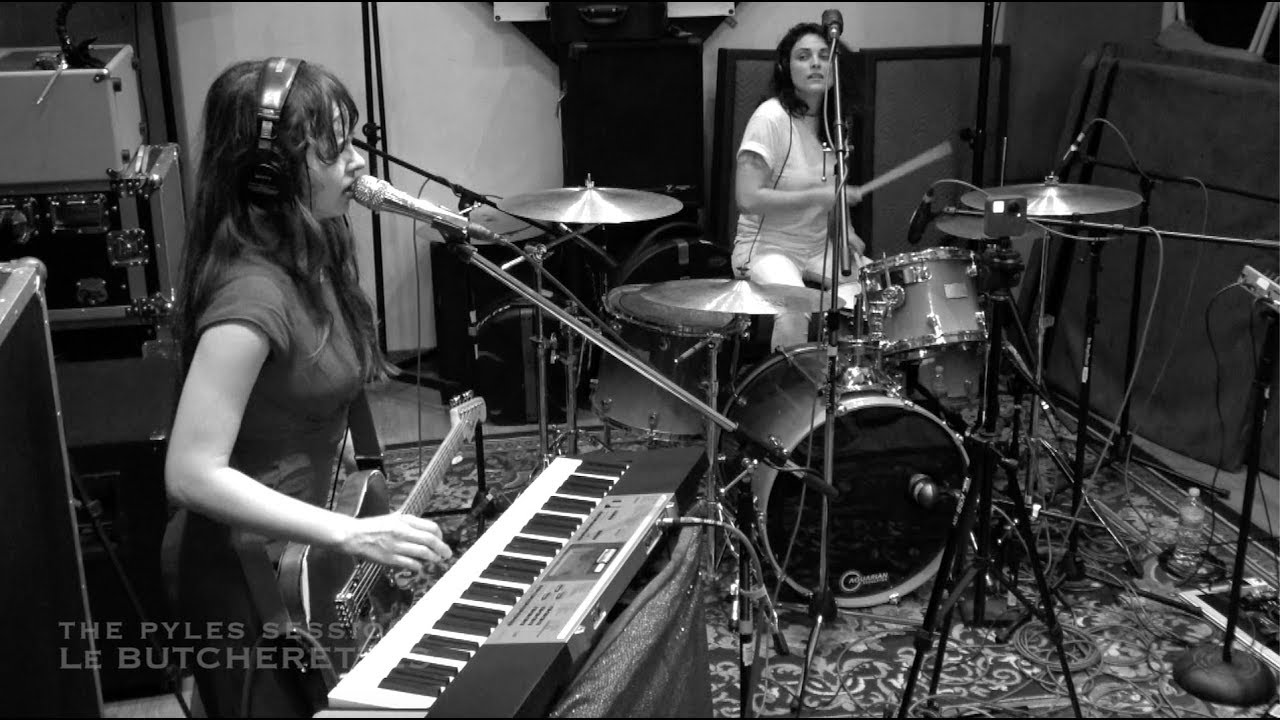 Le Butcherettes - strong/ENOUGH (live for The Pyles Sessions)