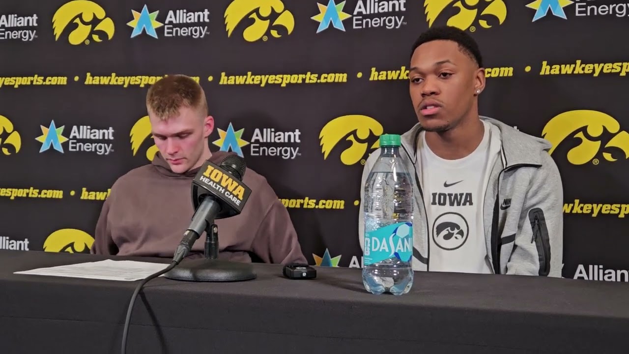 Bennett Stirtz and Cam Manyawu Michigan Post