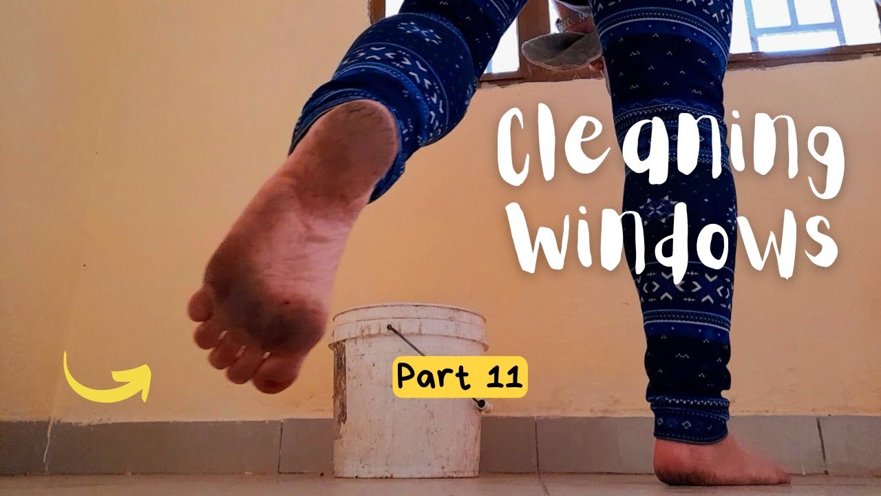 Glass windows are easy to clean