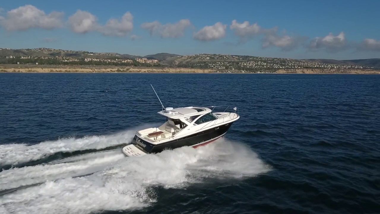 Tiara 3100 Coronet (Drone)