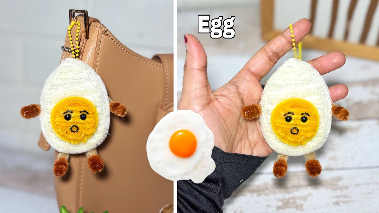 Брелок в виде яйца из пушистой проволоки 🍳