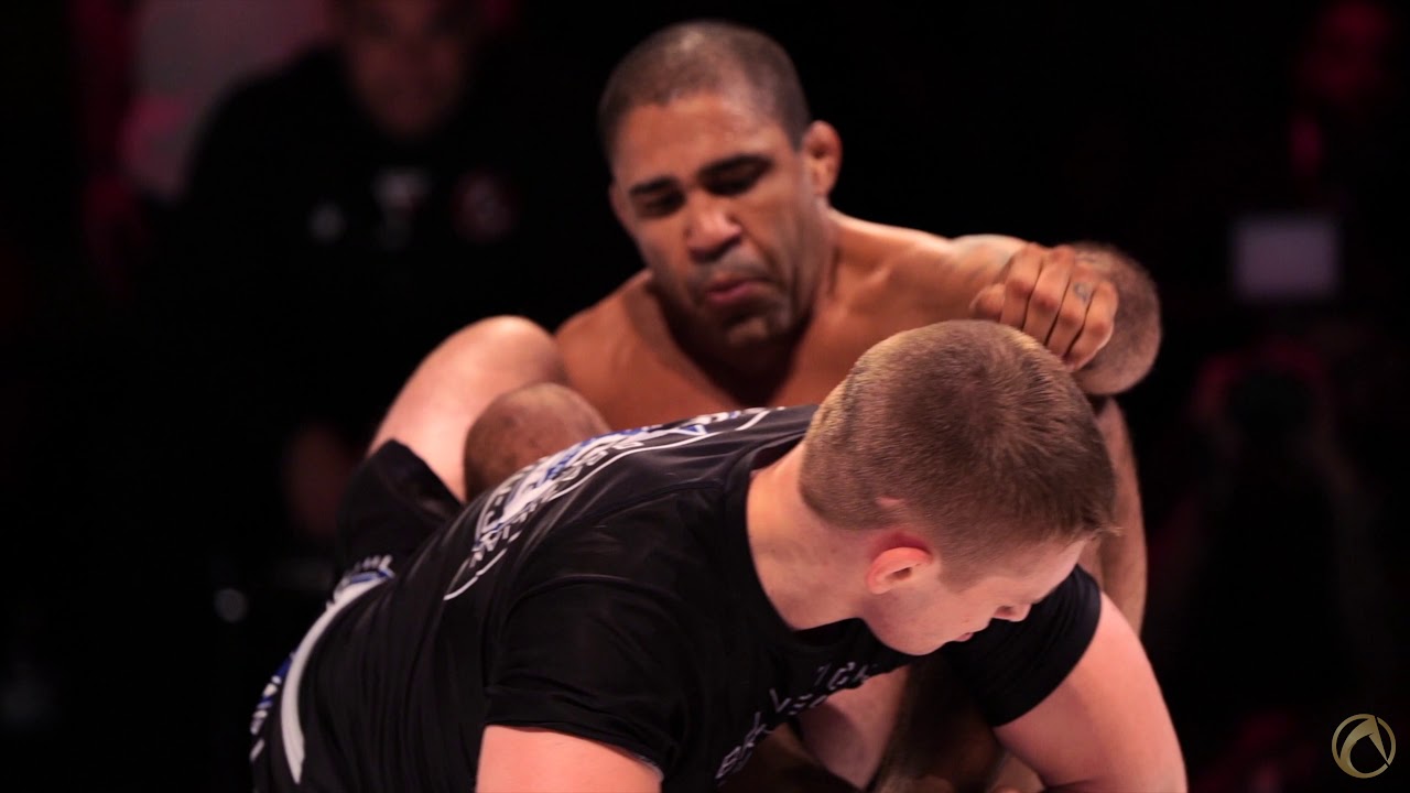 Nicky Ryan Vs  Gesias 