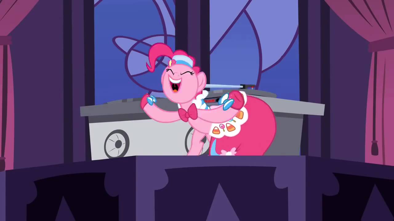 Pinkie Pie - stage dive!