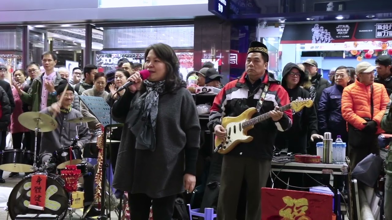 出水芙蓉(舞女) + Wooden Heart + Rhinestone Cowboy - 3L樂隊 香港旺角街頭表演 Busking Hong Kong 160206