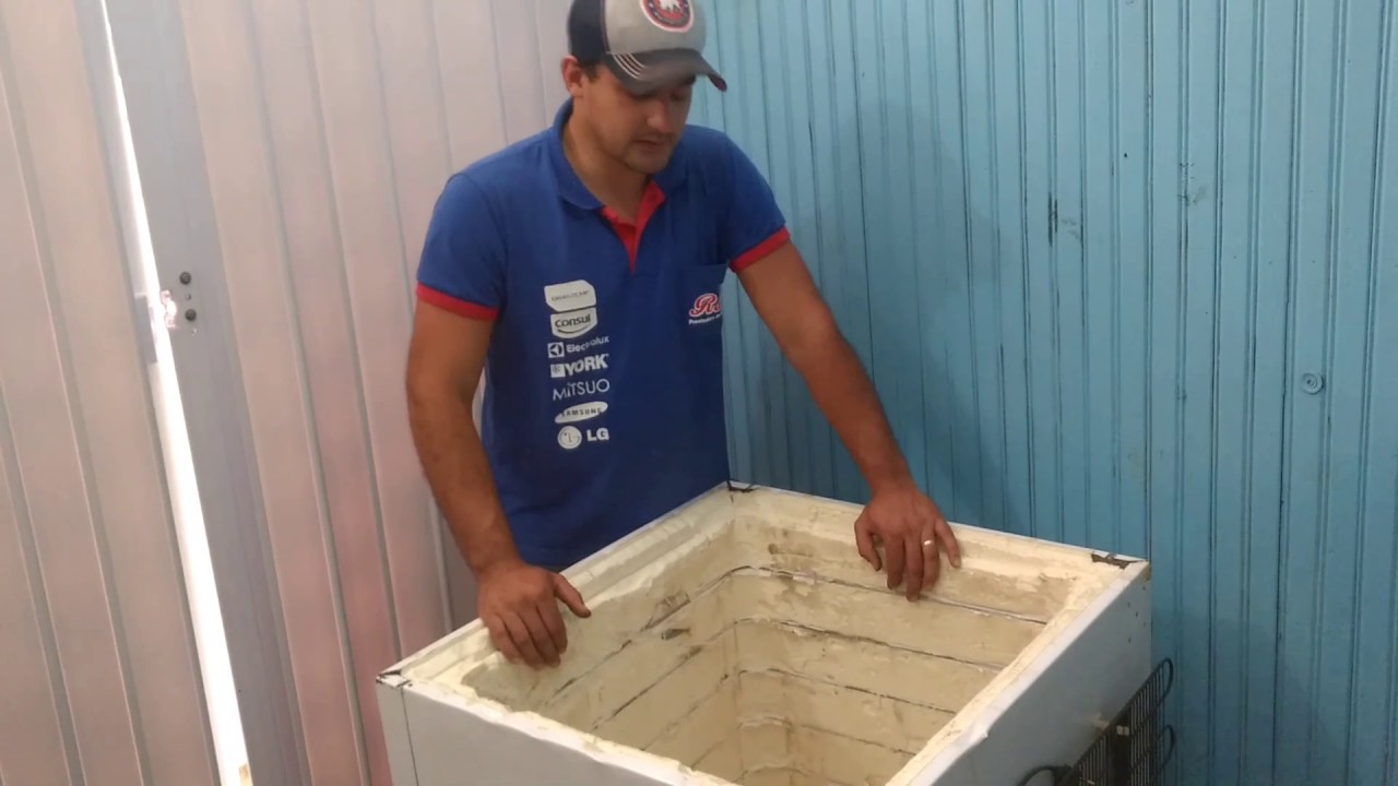 Frezer com vazamento interno de gás...
