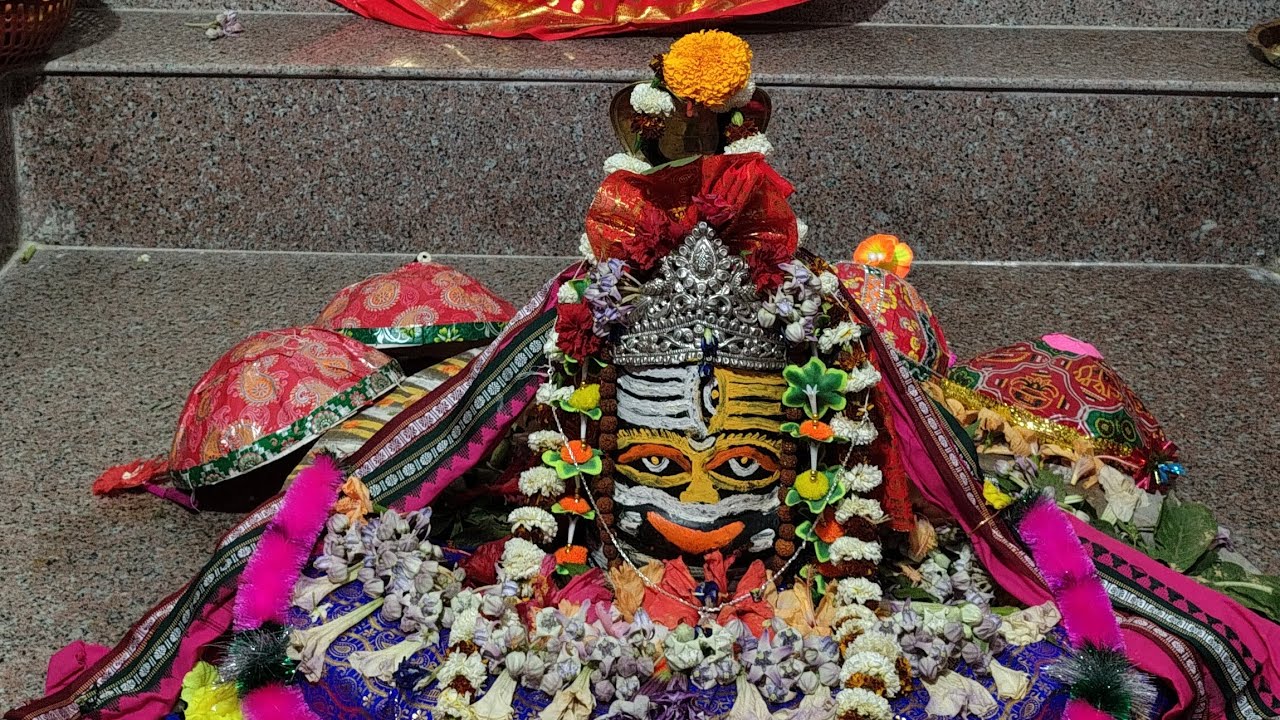 Shiv mandir pratistha.. in our Village,bhagban shiv apke ke parivar ko hamesha khus rakhe☺️☺️
