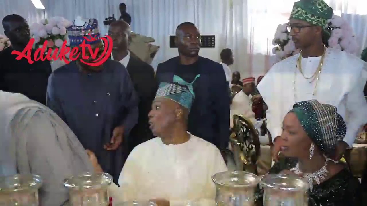 Billionaire Aliko Dangote Social lifestyle and (Owànbè - Party)