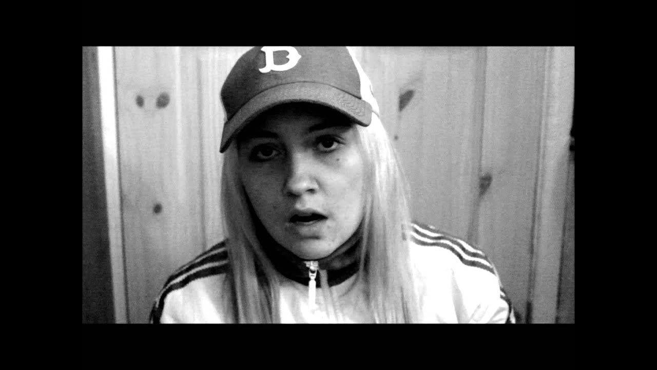 Chantelle goes to London