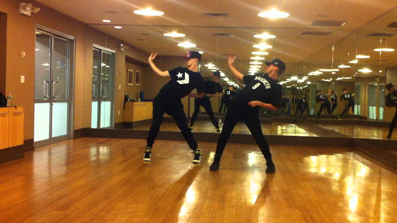 Filip & Julio: Beyonce - Grown Woman
