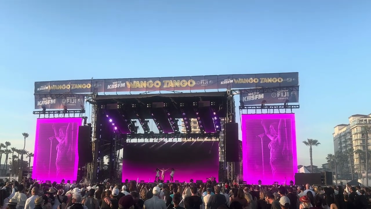 Meghan trainor performs at Wango tango