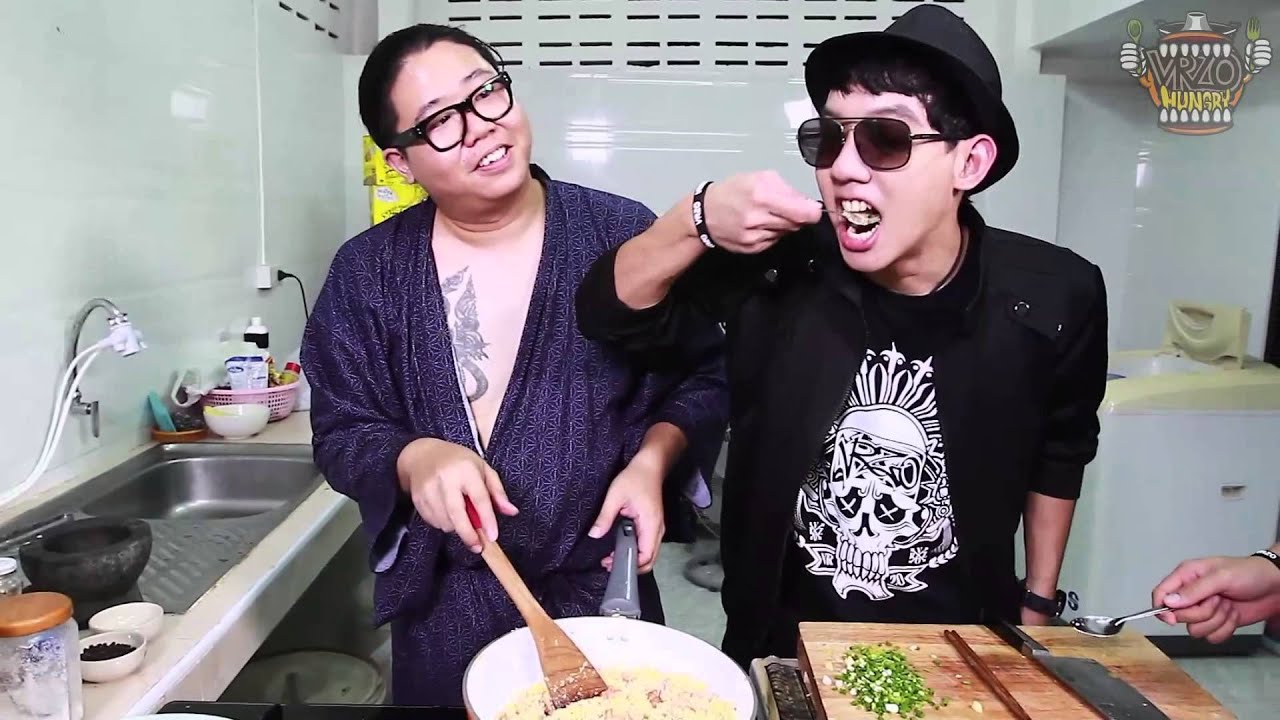 VRZO HUNGRY - EP.7 ข้าวผัดห่อไข่ไทยแลนด์ [by Sunsnack]