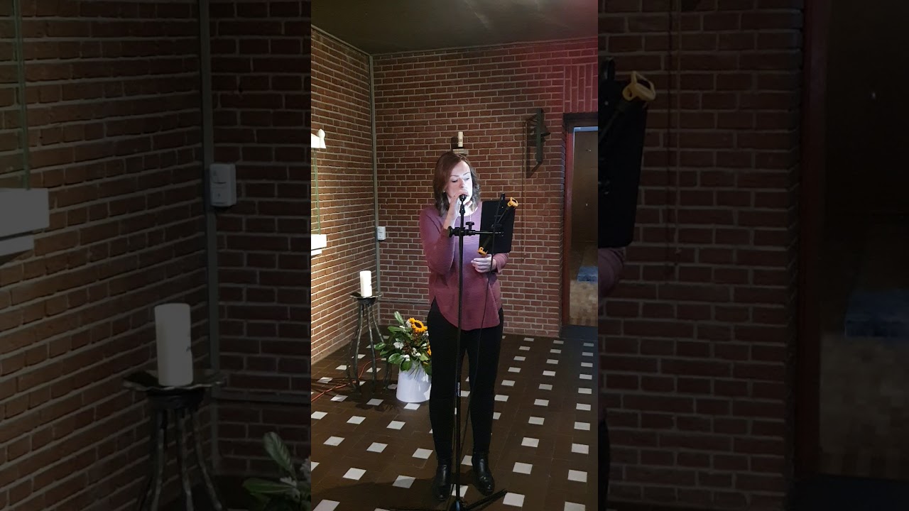 Hochzeitssängerin ♪ Ivonne Hauke ♪ 1. FC Köln Hymne