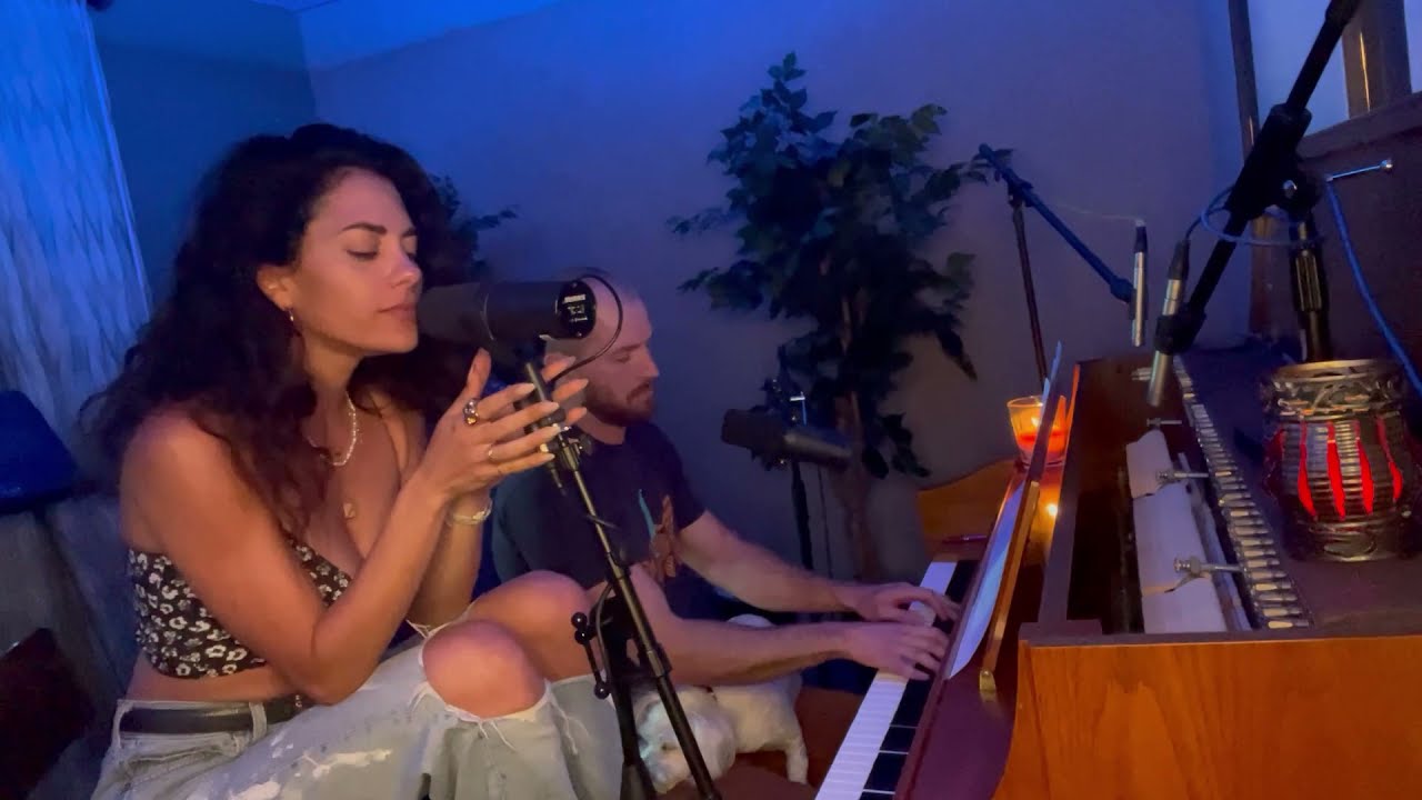 Inbar Lavi - Puppet Master (Live)