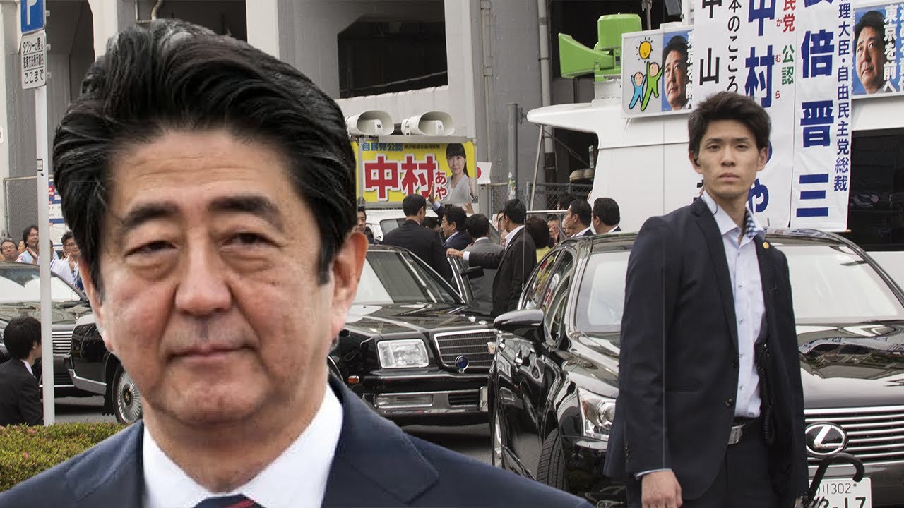 Japanese Prime Minister Shinzo Abe Speaking in Akihabara - July 1 2017