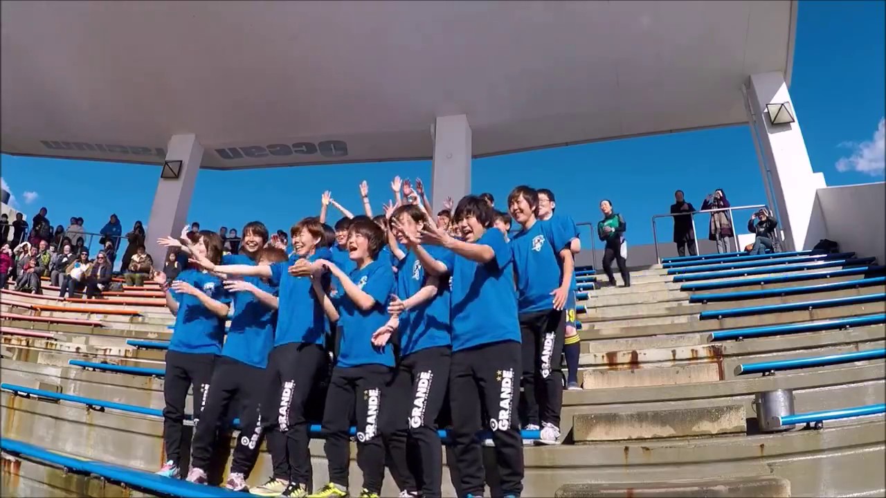 オルカ鴨川FCずぶ濡れ!!鴨川シーワールド シャチ「ラビー」テールバースト