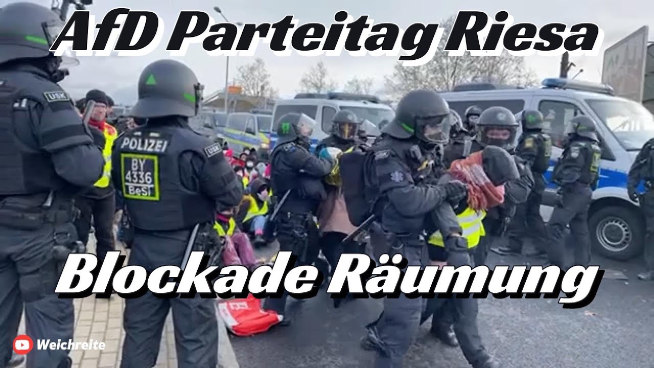 Antifa Blockade wird von Polizei ger&auml;umt, Riesa AfD Bundesparteitag 11.1.25