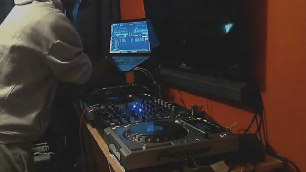 MrWobblicious Spotlight Sessions #2 : DJ Manga