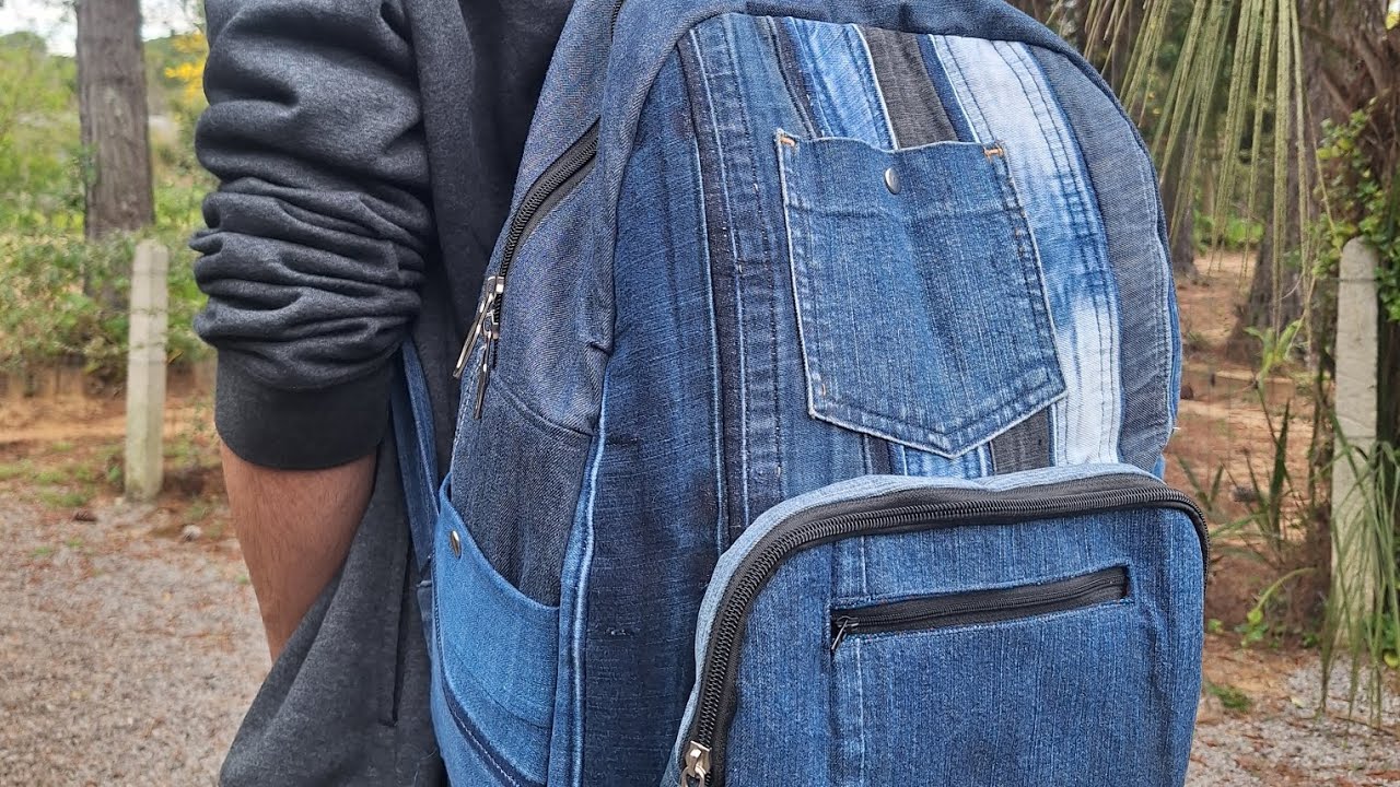 Mochila Masculina com Jeans Reciclado  - How to Make a Stylish Men&rsquo;s Backpack from Recycled Jeans