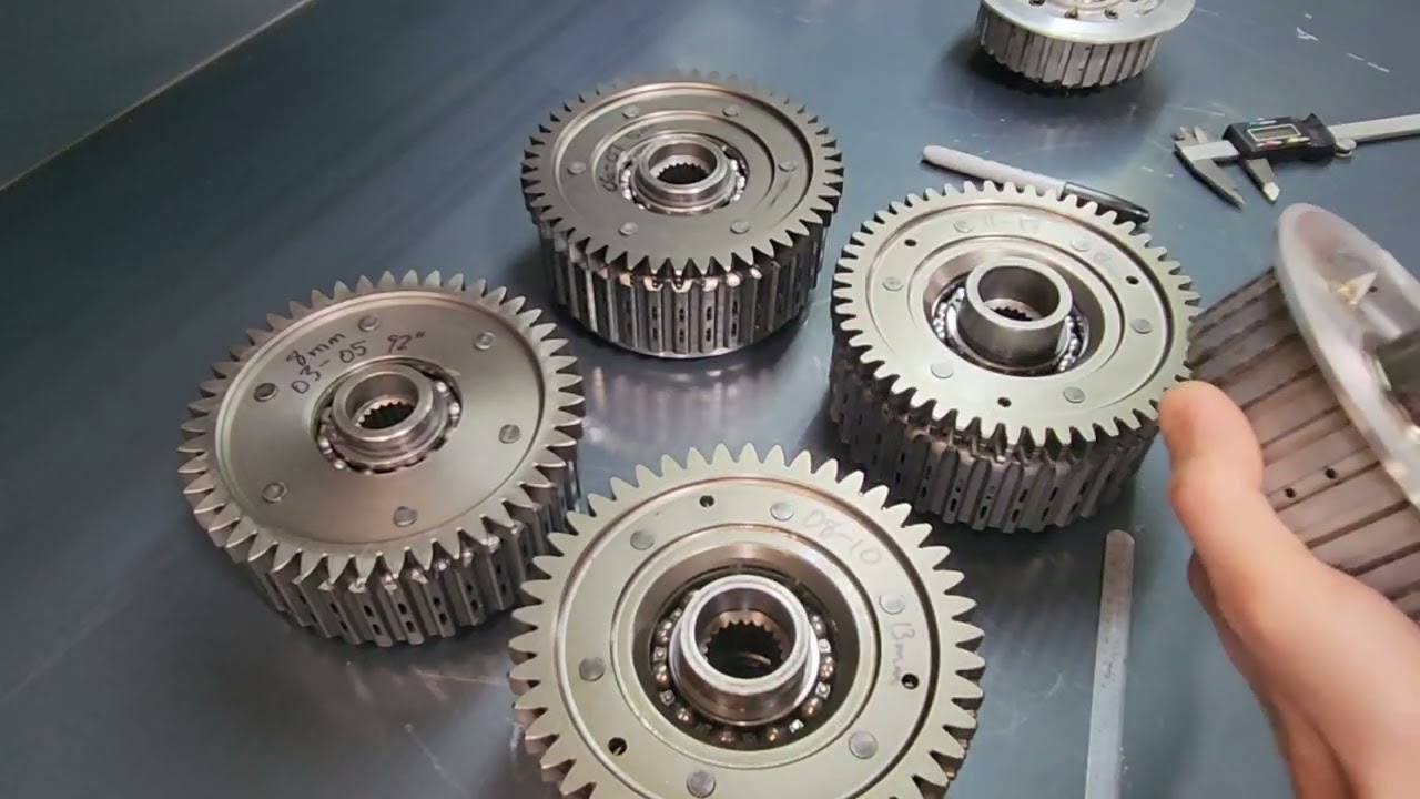 Victory Clutch Identification