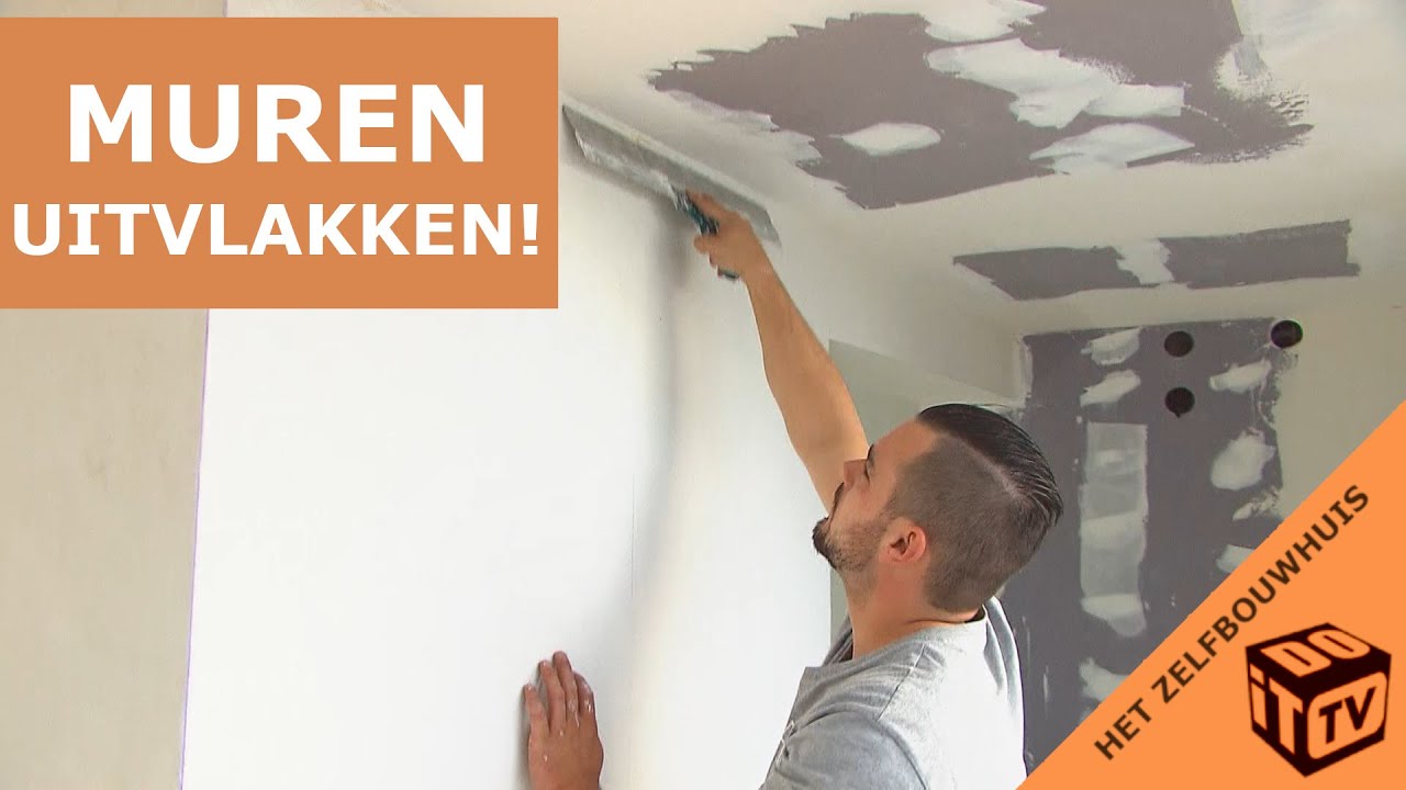 Hoe vlak je een muur uit? | Het zelfbouwhuis