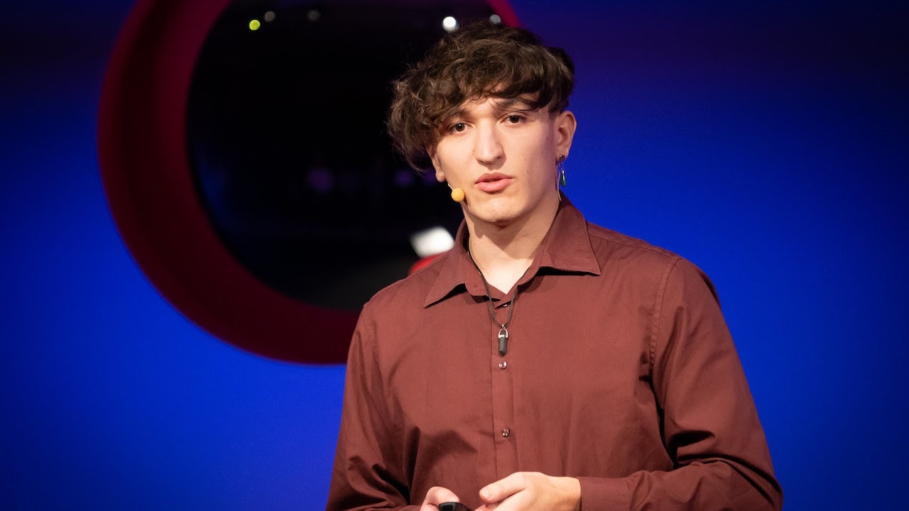 Carriera alias: come coltivare la democrazia a scuola | Francesco Calvi | TEDxYouth@Varese