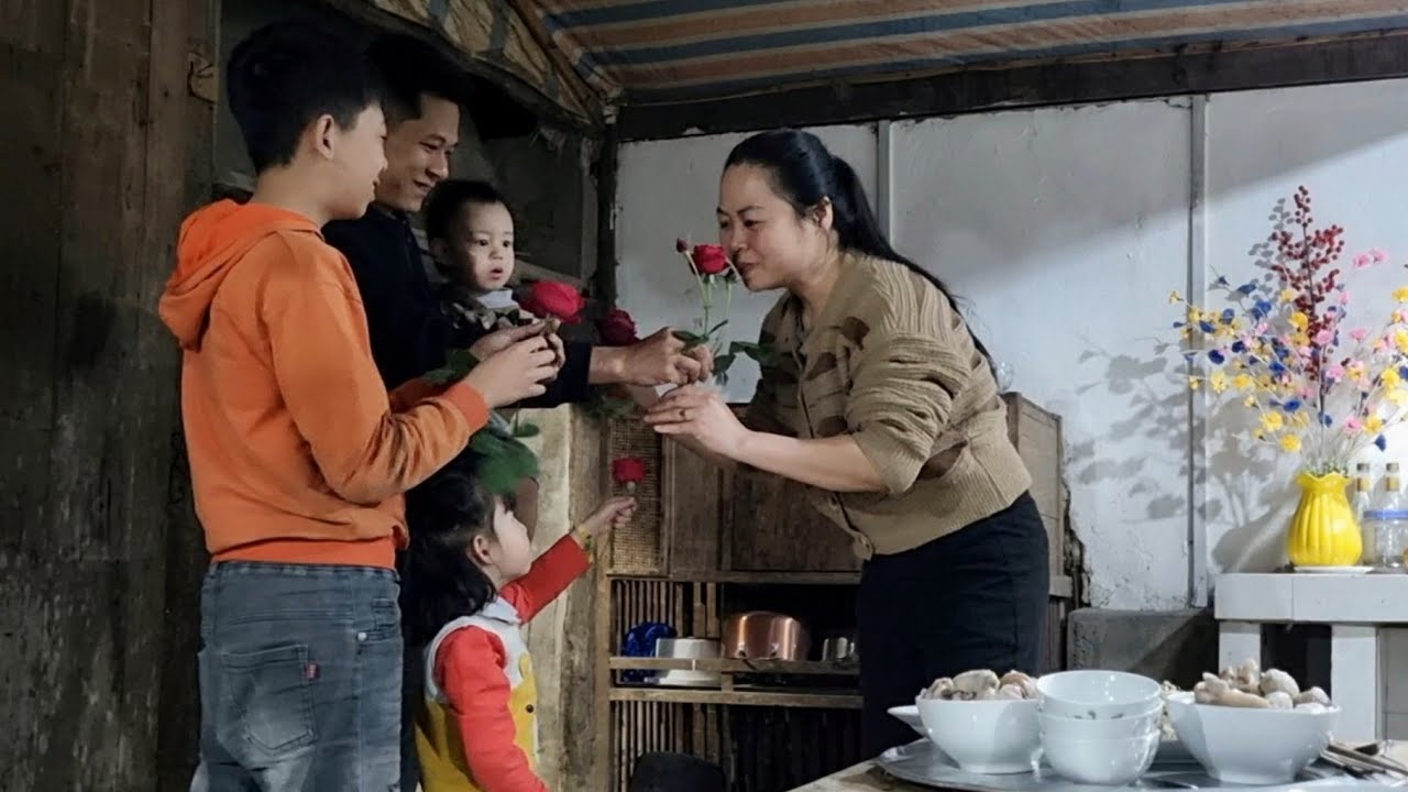 🏡Simple mountain life: ⚘️sweet rose on international women's day - building wall - family cooking.