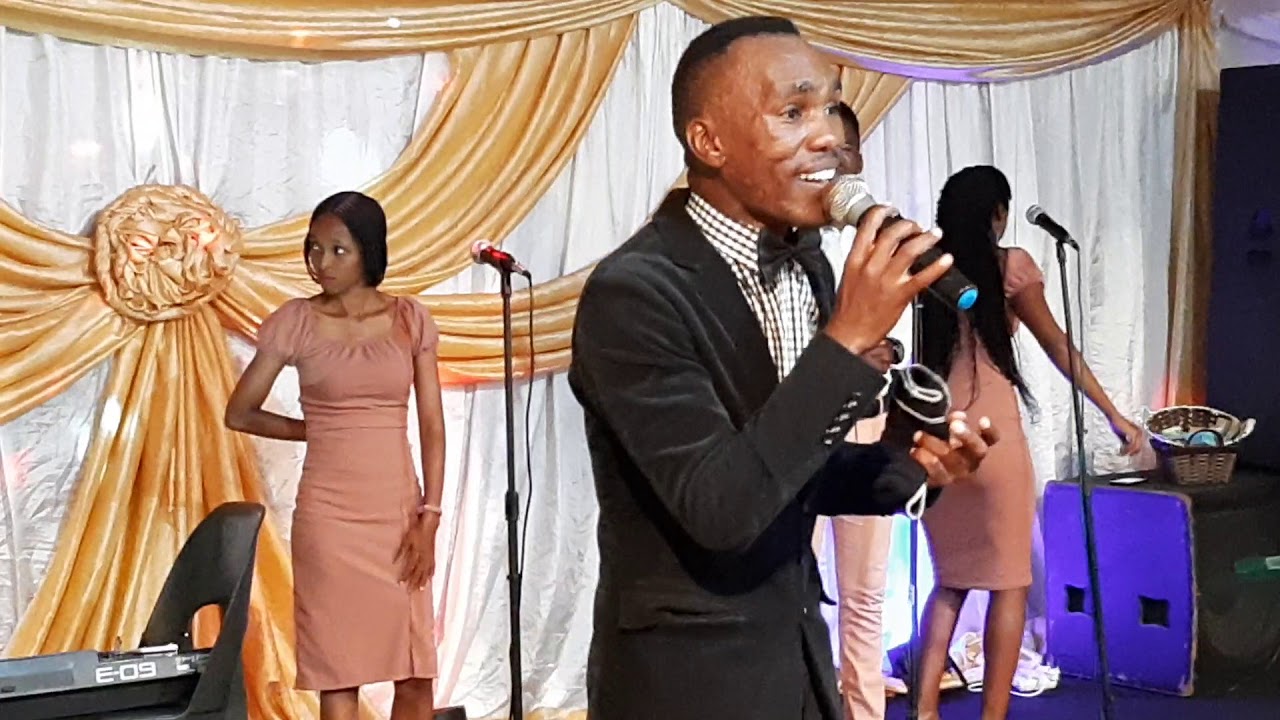 Olwethu notyeshe//bhayi lam