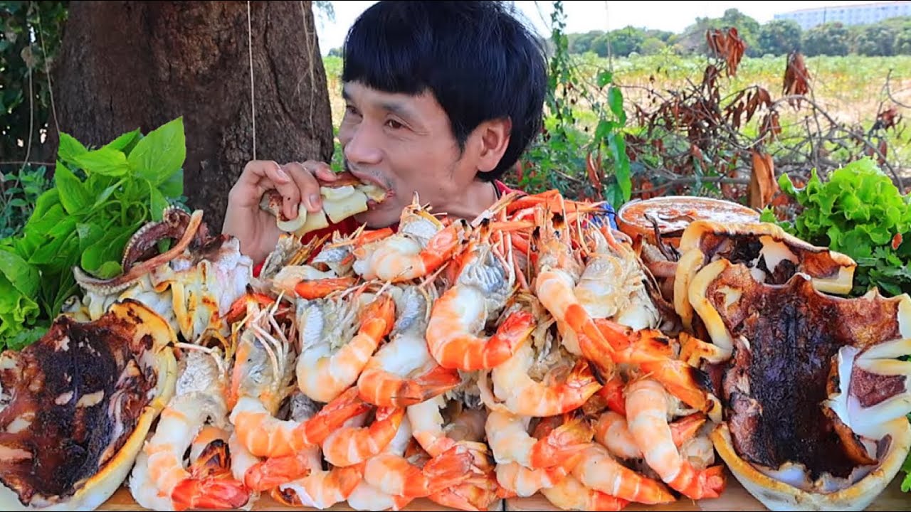 หมึกหอมย่างกุ้งย่างจิ้มซีฟู๊ดแกล้มผักสดแซ่บคักอีหลีครับพี่น้องMUKBANG EATING SHOW/โก้อีสานพาแดก