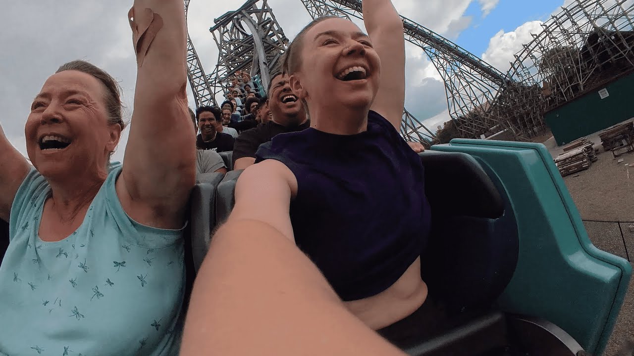 Riding Iron Gwazi for the first time with my mom! (Reverse POV)