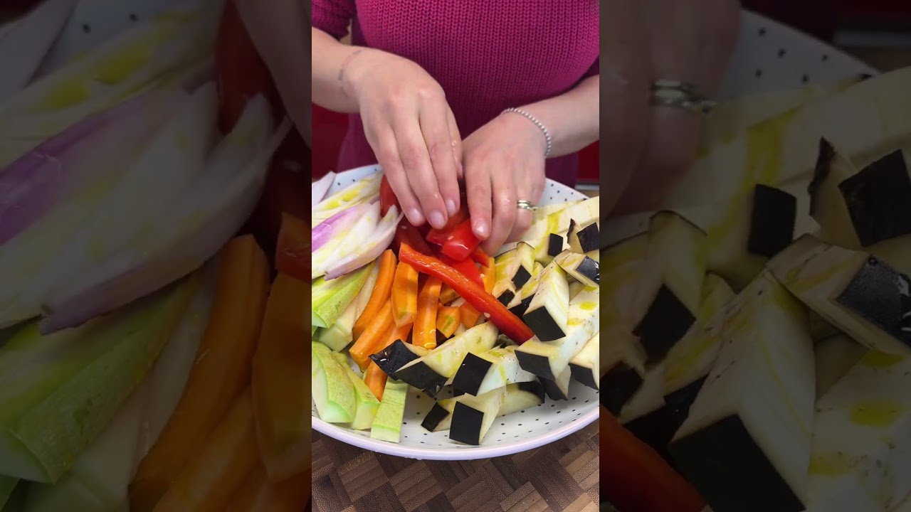 VERDURE GRATINATE (zucchine, peperoni e melanzane) cotte al forno