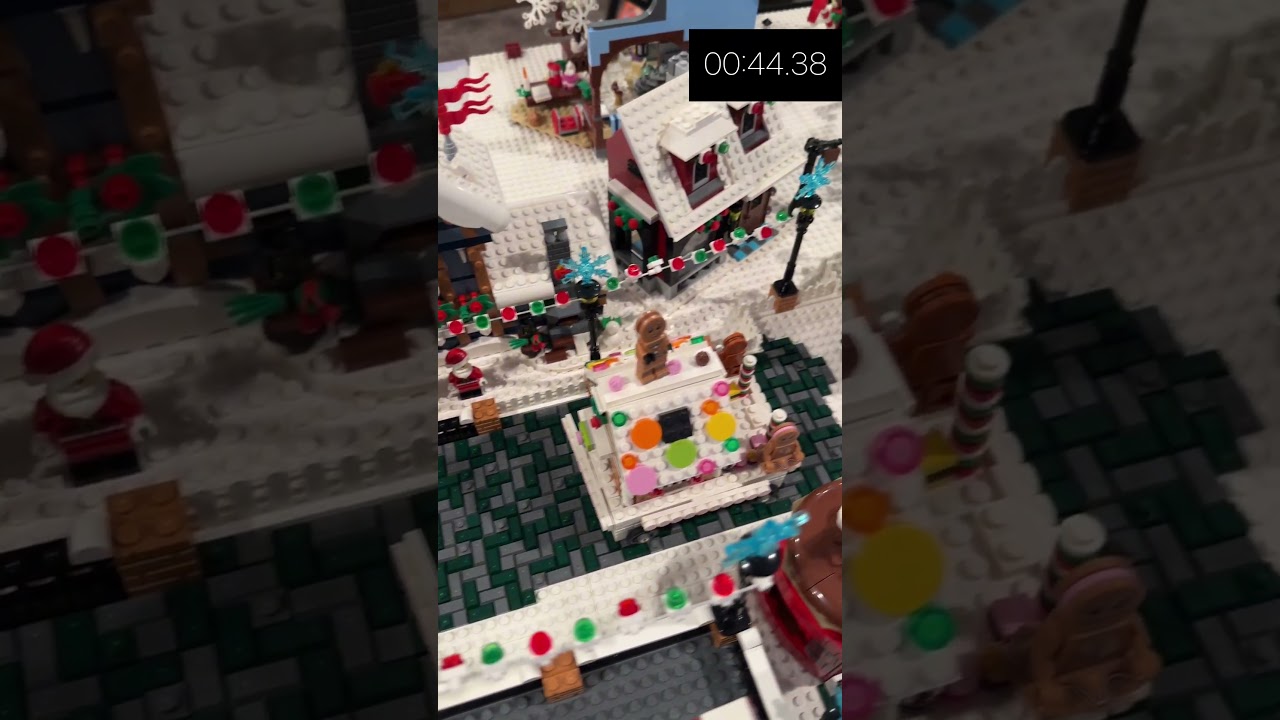 Adding a patterned road to my Lego Winter Village!