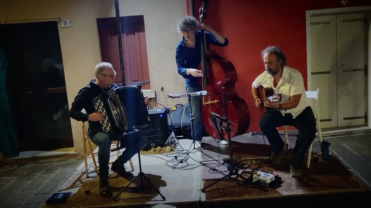Fou Rire (R. Galliano) - Moretto-Pasqual-Tantino Trio