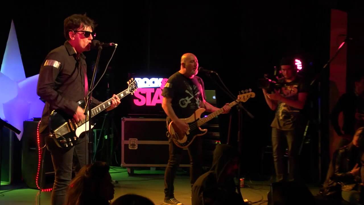 Sergio Lagos - Peligroso (live @ #RPStage)