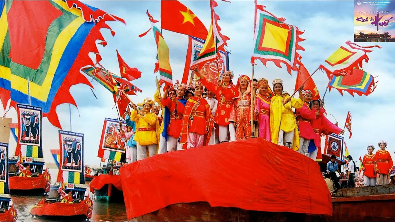 10B1 Bình An   Bích Loan   Hiền Lương, THPT Hương Trà, Di sản đặc thù của VN   Kinh đô Huế