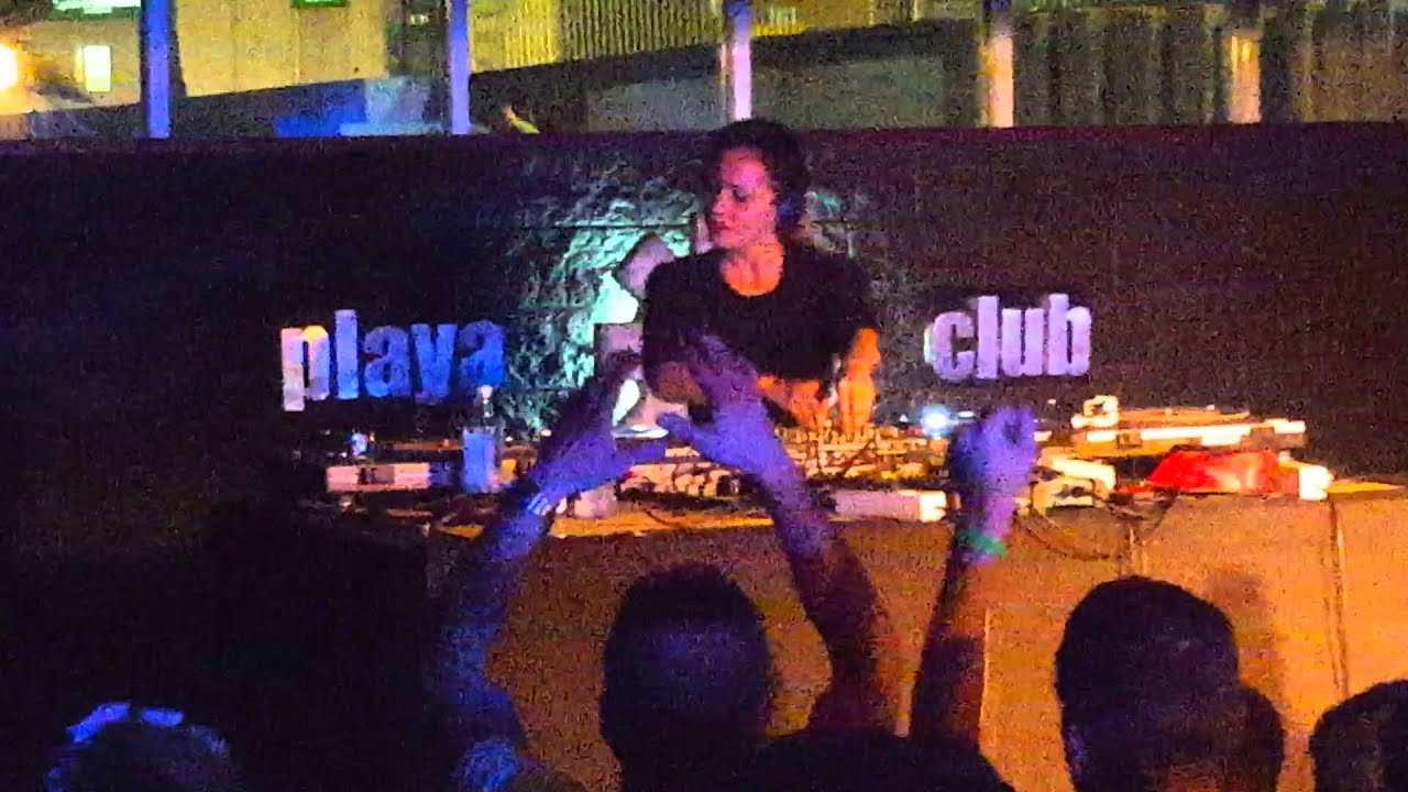 Deborah De Luca