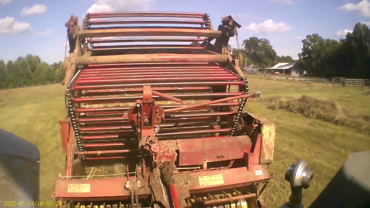 Baling Round Bale Hay With My New Holland 850 Chain Baler