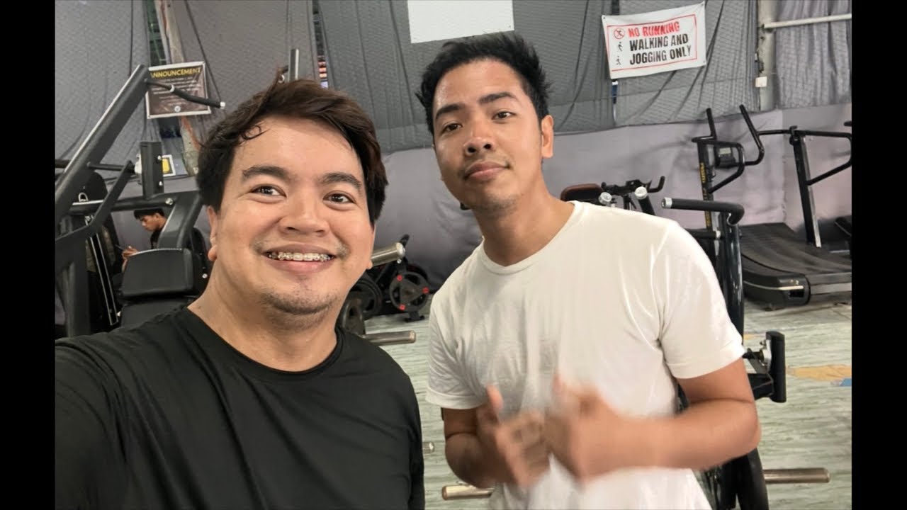 ANONG PROBLEMA NYO KAY EDU? UMAYOS KAYO!!!