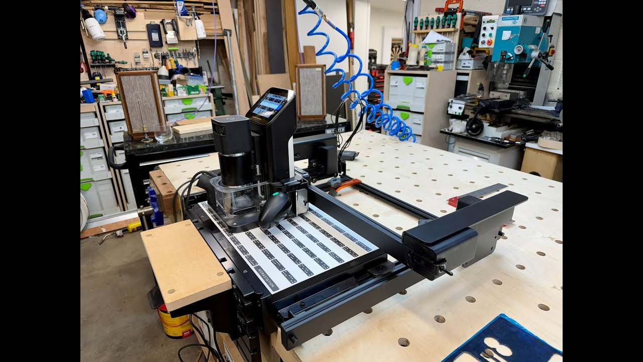 Shaper Origin with Bench Pilot, first cuts on MDF and Carbon Fibre